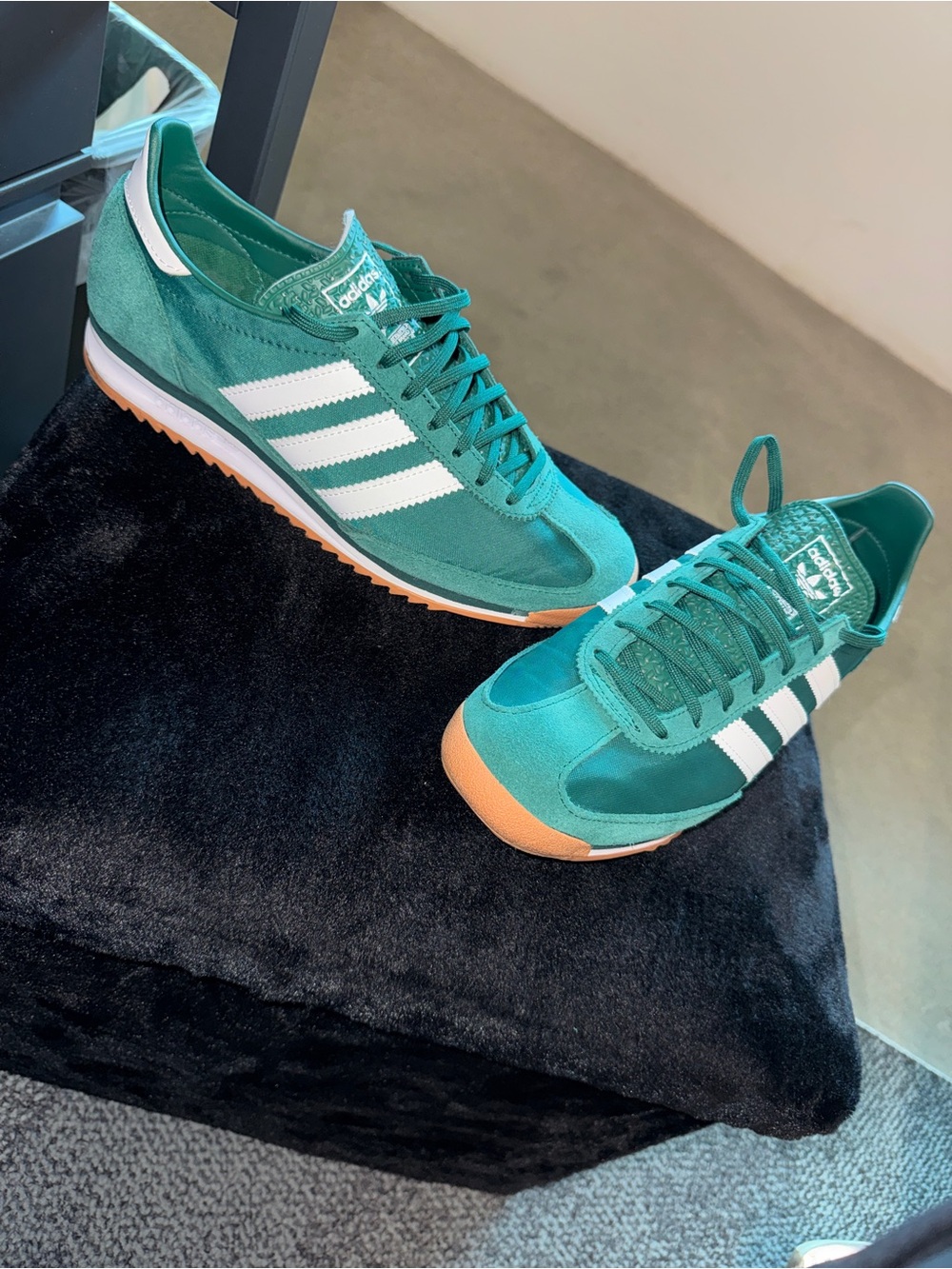 adidas Teal Green and White Retro Trainer with Gum Sole